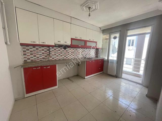 Medikaya Karşısında Satılık Dublex Daire. 4+1