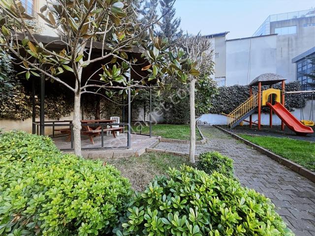 Medipol Üniversitesine Yürüme Mesafesinde Otoparklı Daire