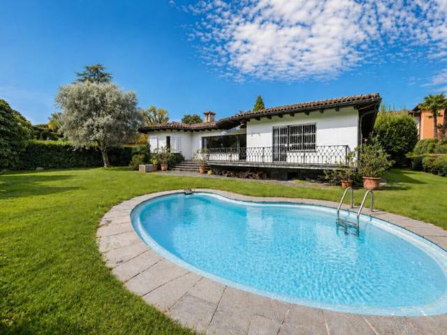 Mediterrane Villa mit Pool im Herzen von Ascona
