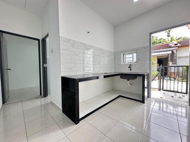 Medium Cost Expect Jalan Anggerik Bandar Aman Jaya FOR SALE