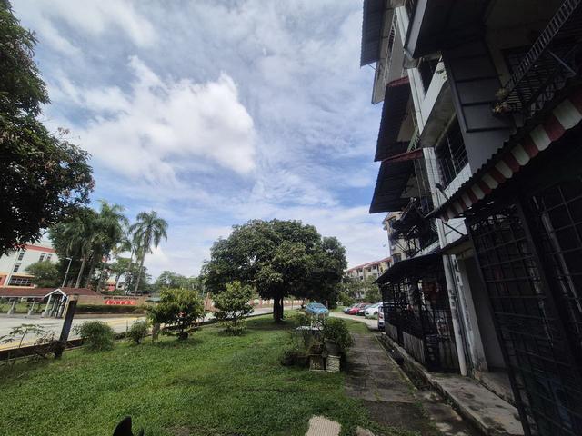 Medium Kos Apartment Flat PKNS Seksyen 17 Shah Alam To Floor