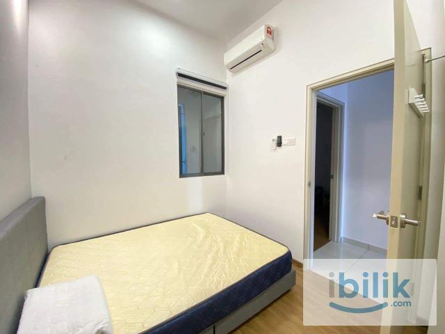 Medium room | 5min walk to mrt taman connaught | big window