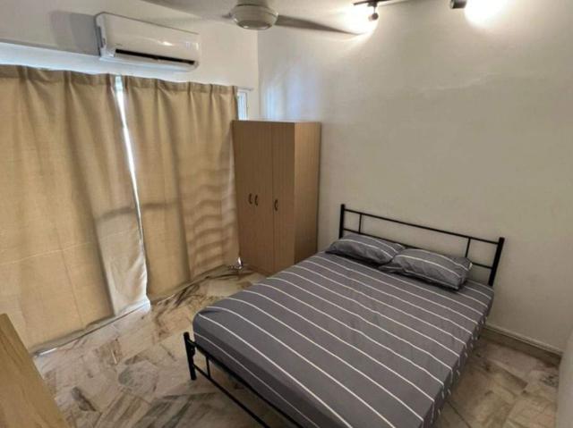 Medium Room