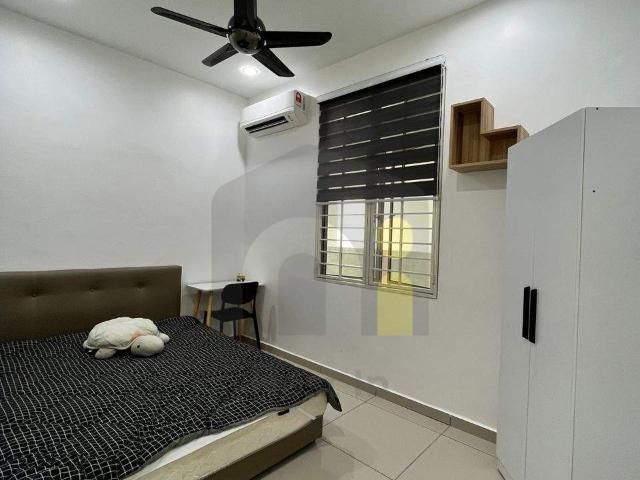 Medium Room 2 For Rent Male unit