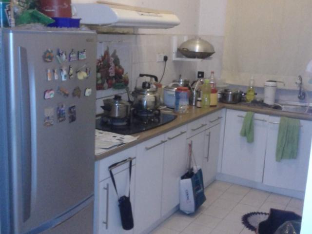 Medium Room to Let
