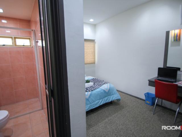 Medium Room with Attached Bathroom @ East Lake Condo