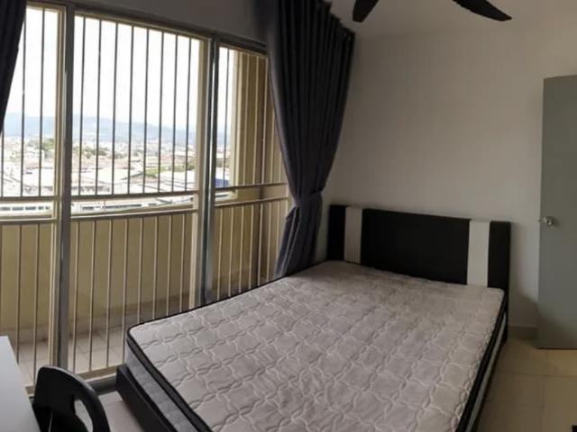 Medium Room With Balcony For Rent