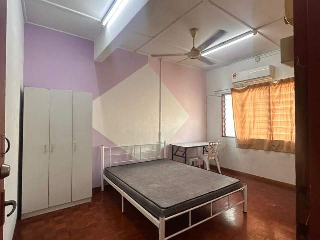 ️Medium Room With Zero Deposit️Nearby LRT Taman Paramount,SEA Park,SS2 Durian Stall,LRT Taman bahagia