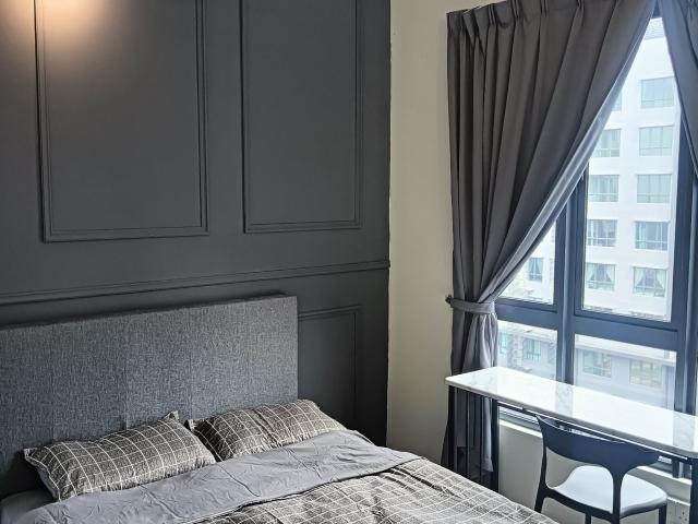 Medium Room at Meta Residences Putra Permai, Seri Kembangan