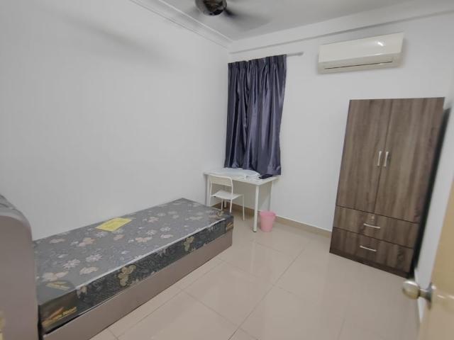 Medium Room at Pacific Place, Ara Damansara