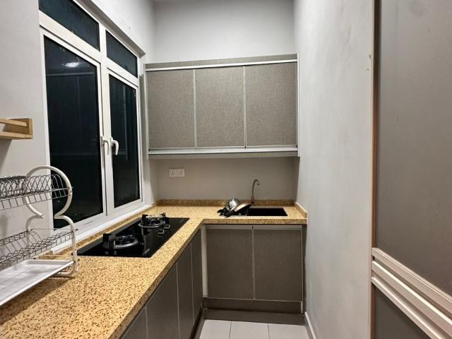 Medium Room at Saville @ The Park, Pantai