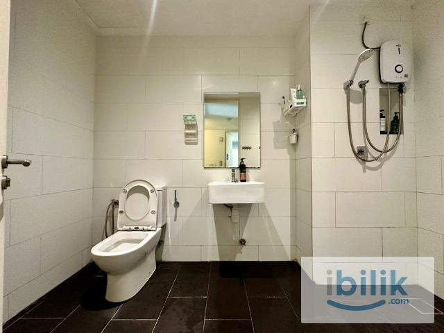 Medium Room at SQWhere, Sungai Buloh