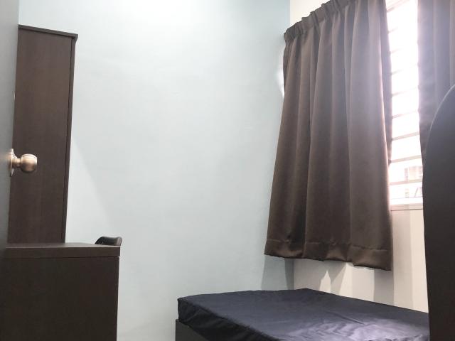 Medium Room at SS2, Petaling Jaya with High Speed WiFI