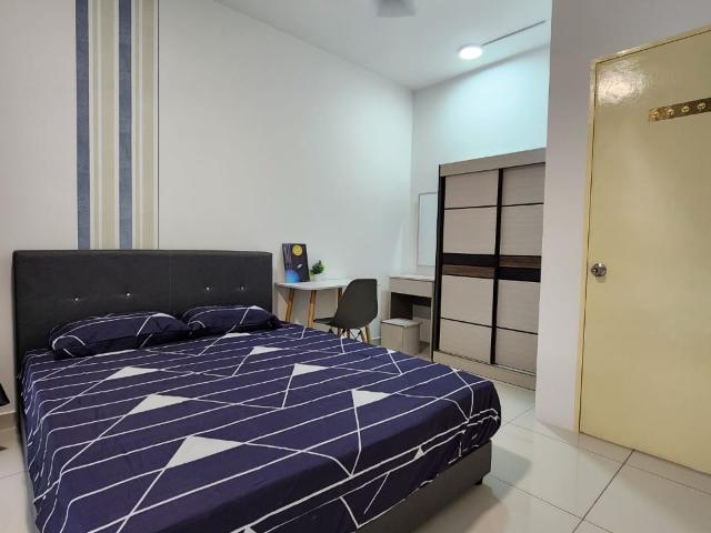 MEDIUM ROOM @ DAMAI RESIDENCE MIX UNIT