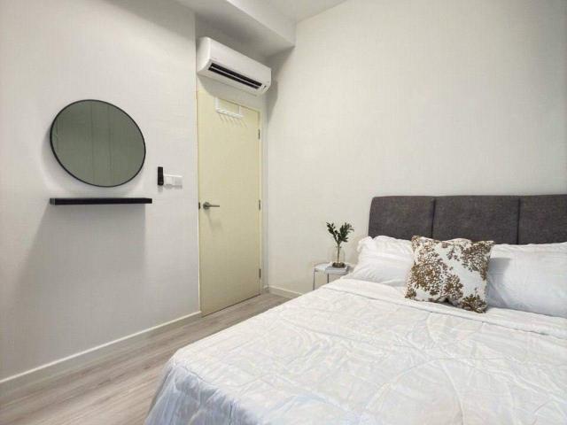 Medium Room for Female