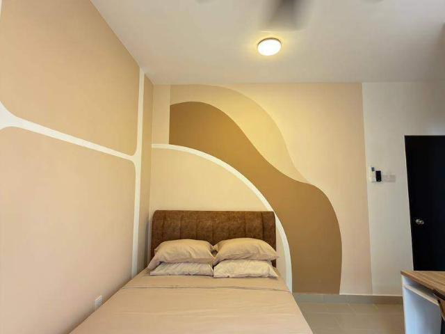 Medium Room for Female