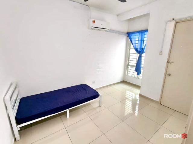 Medium Room For Rent @ Bandar Botanic Klang 5 8 Mins To AEON Bukit Tinggi