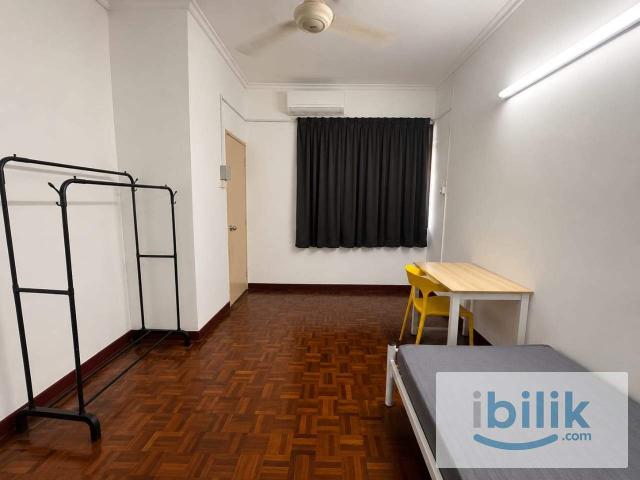Medium Room For Rent @ Bandar Utama ❤️ | 4 Mins To Centre Point Bandar Utama ️