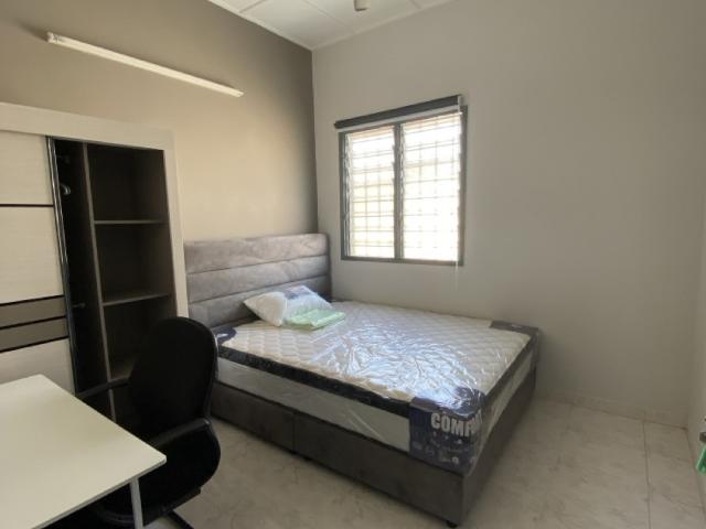 Medium Room for Rent in SS15 Subang Jaya, Walking Distance to SS15 LRT