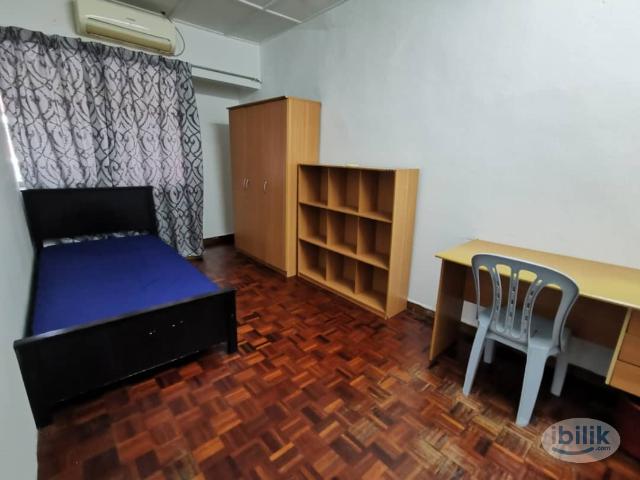 Medium Room for Rent in SS15 ‍♂️ Walking Distance to Shoplots & LRT ️ Fully Furnished with AC Private Bathroom
