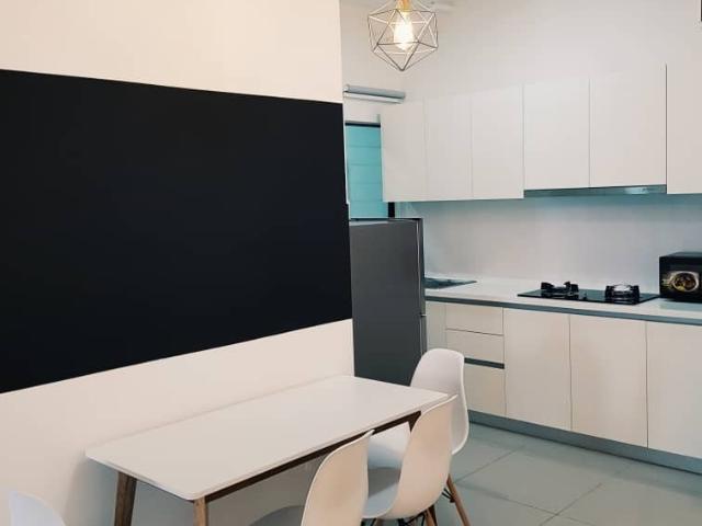 Medium Room Fully Furnished New Condo @ Shah Alam SEK22