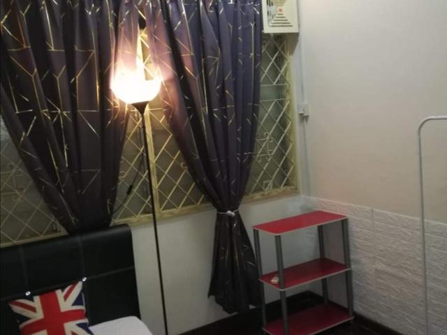 Medium Room in Taman Perling walking distance to bus stop CW3 to Tuas