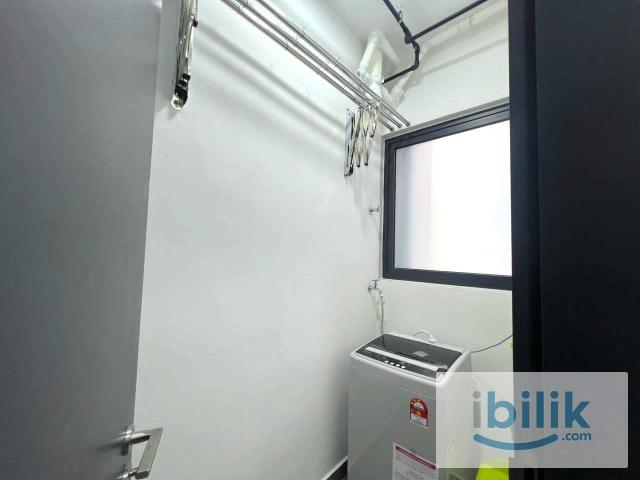 Medium Room near MRT Maluri | Walk to Sunway Velocity