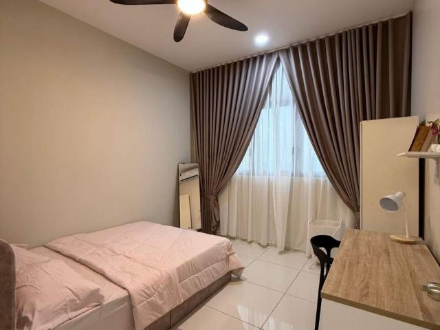 Medium Room Nexus Taman Pertama Cheras