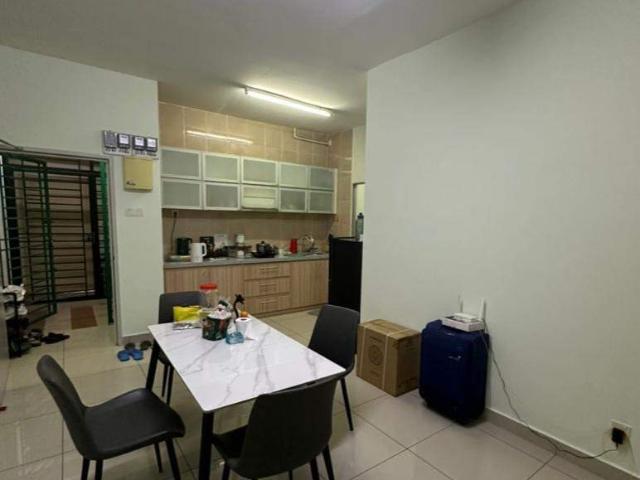 Medium room renovated unit