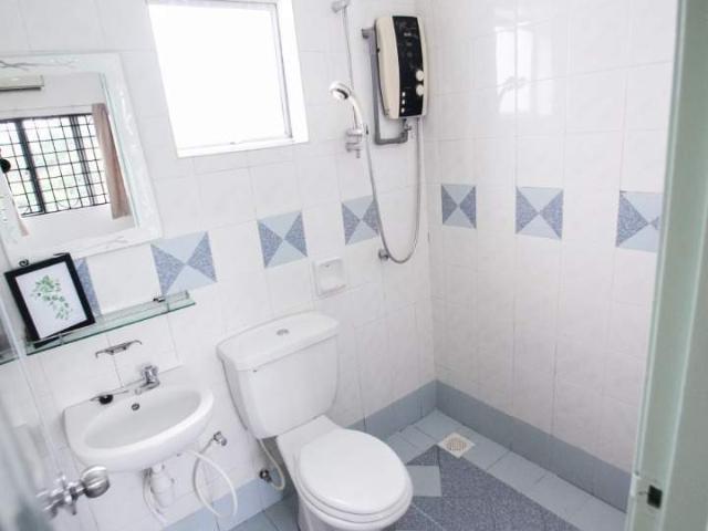 Medium Room @Salvia Apartment, Kota Damansara | 15min walk to Surian MRT Station