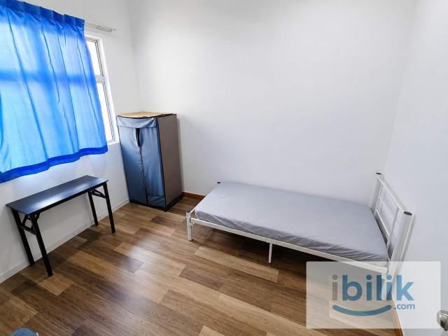 Medium Room @ Setia Alam | Near Lotus’s & Setia City Mall ️