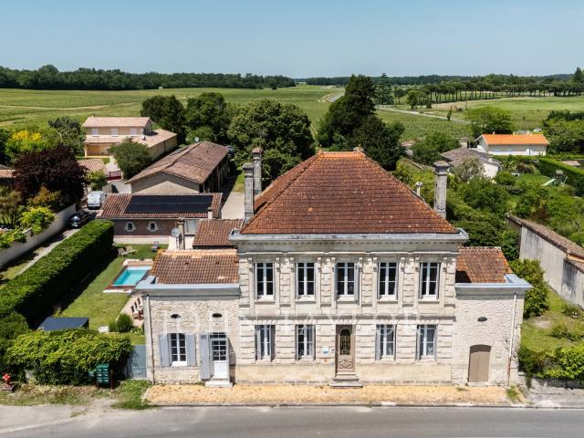 MÉDOC MAISON DE MAÎTRE GÎTE TABLE D'HÔTES JOHN TAYLOR