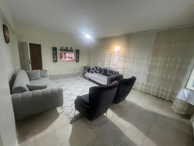 Mega Center Arkası 3+1 Geniş Daire