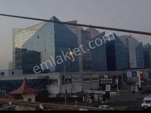 Mega Plazada Kiralık 300m2 Ofis