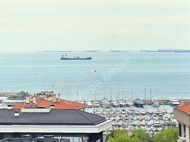 Mega Tek Yetkili Fenerbahçede 180 M2 4+1 Deniz Manzaralı Dubleks