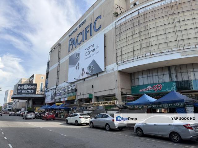 Megamal Pinang Shopping Complex