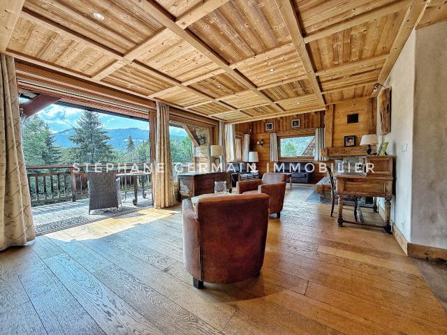 MEGÈVE CENTRE DUPLEX DE CHARME RETOUR SKIS AUX PIED AU CALME