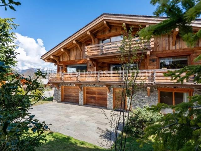 MEGEVE – Chalet neuf d'exception entre pistes de ski et golf du Mont d'Arbois