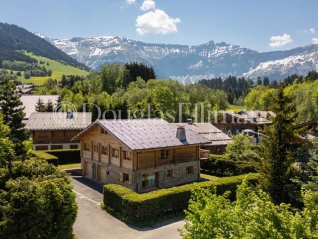 MEGEVE Chalet d'exception avec vues panoramiques