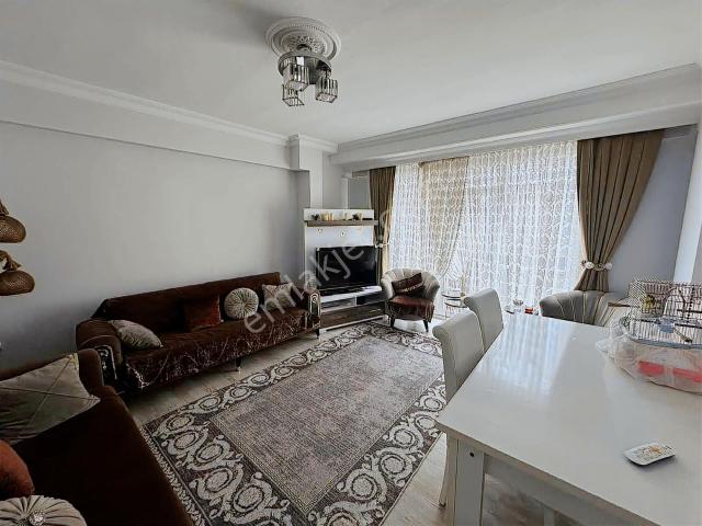 Mehterçeşme Mahallesi 2+1 Arakat Acil Daire.