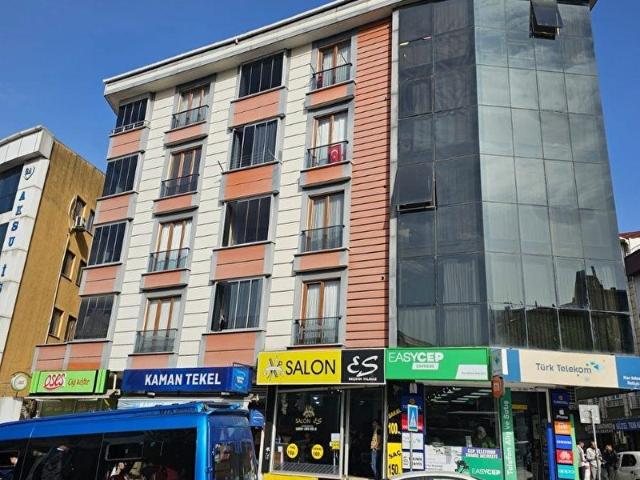 MEHMET AKİF'TE 3+1 CADDE ÜZERİ EMSALSİZ YENİ BİNA FIRSAT DAİRE !