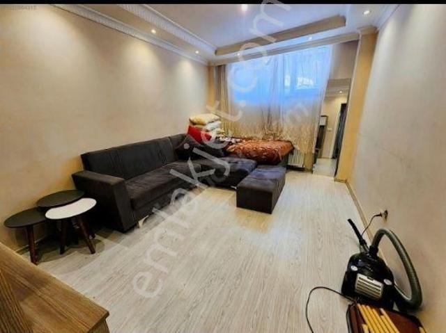 Mehmet Akif De Metroya Yakın Kiralık Bahçe Katı Eşyalı 1+1