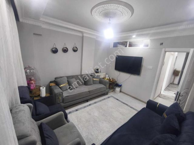 Mehmet Akif Mah. 2+1 Eski Bina Yüksek Giriş 85m2