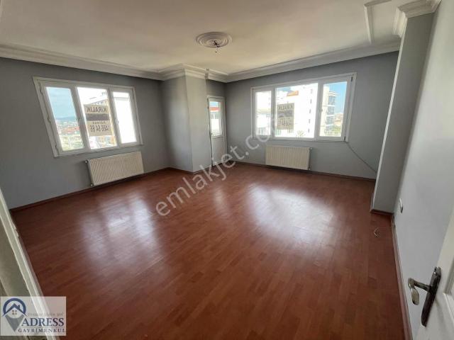 Mehmet Akif Mahallesinde Kiralık 4+1 Kiralık Dubleks Daire