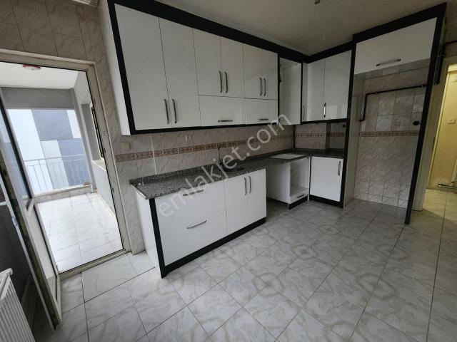 Mehmetcik Mahallesi Forum Çamlık Yakını170 M2 3+1 Kiralık Daire