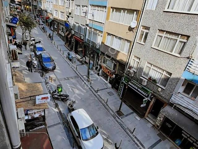 Mehmethan Emlaktan Cadde Üzeri Karanlık Odası Yok