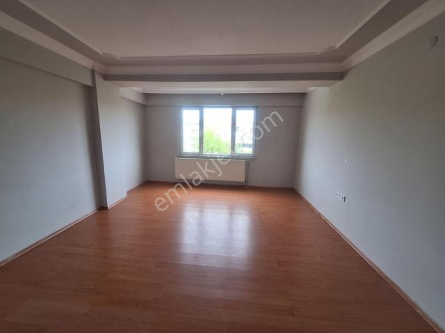 Mehmetoğlu Gayrimenkulden Şeyhsinan Mah.3+1 Kiralık Daire