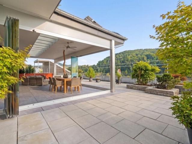MEHR NATUR. MEHR RUHE. MEHR ZUHAUSE EXKLUSIVE WOHNUNG MIT 221 M² TERRASSE