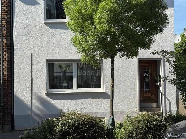 Mehr Innenstadt geht nicht kleines Einfamilienhaus im Zentrum!