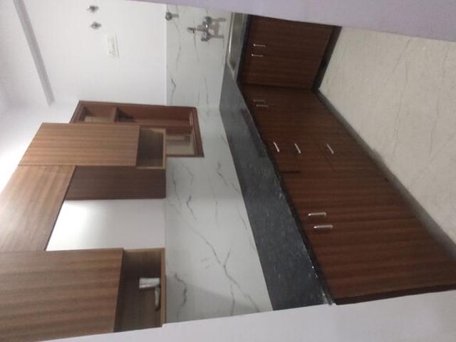 Mehrauli Ward No 8 1 Bedroom 550 Sq. Ft. Builder Floor in Mehrauli Delhi Listing ID: #10345